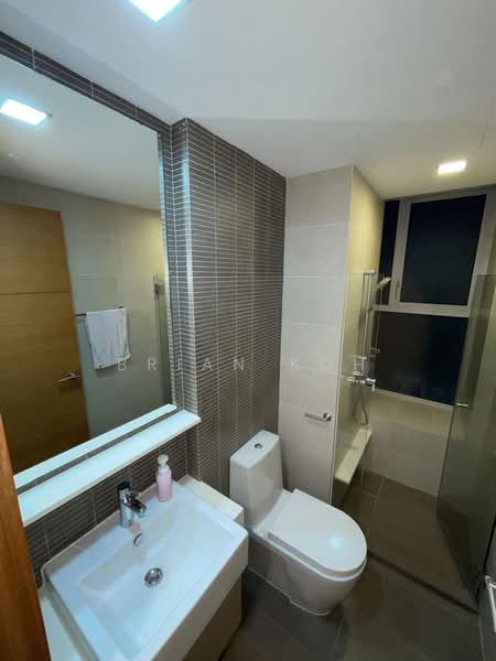The Esta, 33 Amber Gardens, 3 Bedrooms, 1,130 sqft, Condominium For Rent, by Brian Koh, 500180787 - Bathroom - PropertyGuru.com.sg