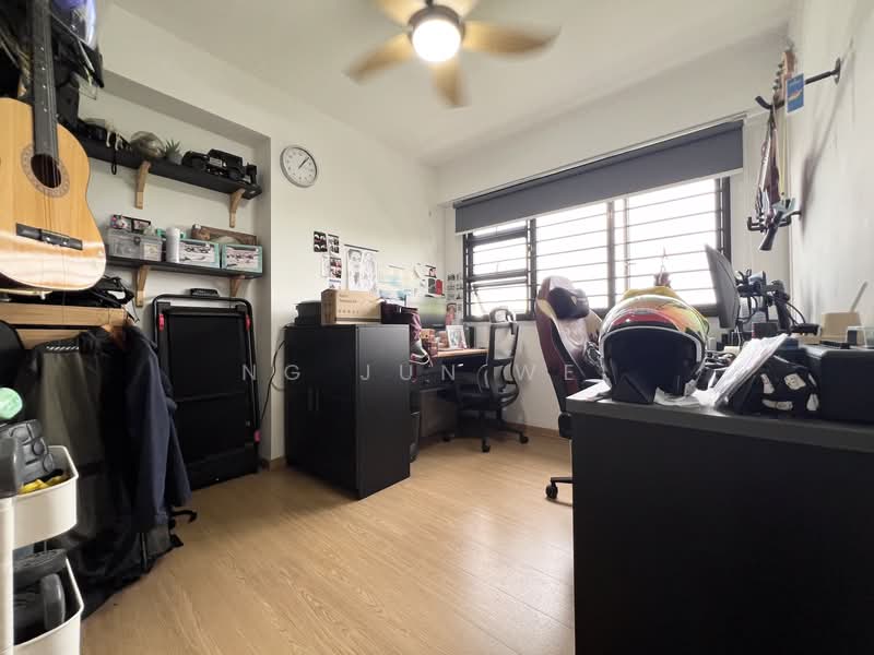 467A Bukit Batok West Avenue 9, 467A Bukit Batok West Avenue 9, 3 Bedrooms, 1,001 sqft, HDB Flat For Sale, by Ng Jun Wei, 500180801 - Study - PropertyGuru.com.sg