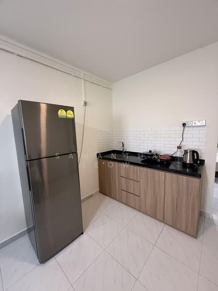 124 Hougang Avenue 1, 124 Hougang Avenue 1, Room Rental, 400 sqft, HDB Flat For Rent, by Samantha Leow, 500180802 - Kitchen - PropertyGuru.com.sg
