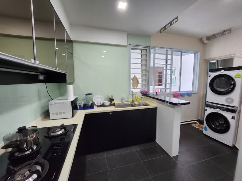 The Floravale, 230 Westwood Avenue, Room Rental, 100 sqft, Executive Condominium For Rent, by Cherlyn Wang, 500180807 - Kitchen - PropertyGuru.com.sg