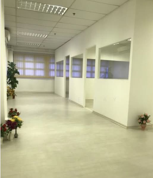 Genting Building, 83 Genting Lane, 1,360 sqft, Light Industrial (B1) For Rent, by Elaine Tay, 500180811 - Interior - CommercialGuru.com.sg