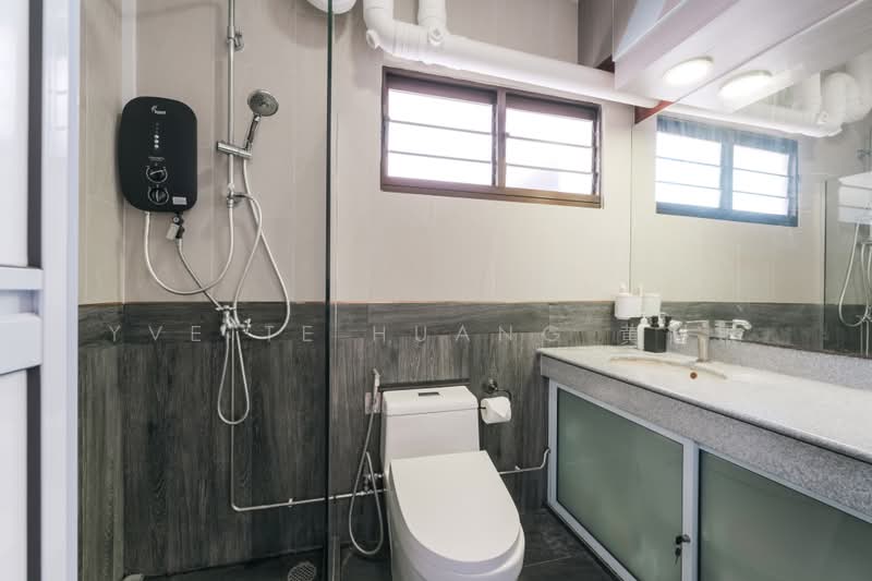 59C Geylang Bahru, 59C Geylang Bahru, 3 Bedrooms, 1,076 sqft, HDB Flat For Sale, by Yvette Huang 黄俐银, 500180816 - Bathroom - PropertyGuru.com.sg