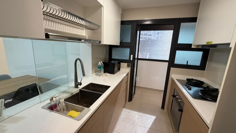 Treasure at Tampines, 1 Tampines Lane, 4 Bedrooms, 1,238 sqft, Condominium For Rent, by Prasath S, 500180825 - Kitchen - PropertyGuru.com.sg