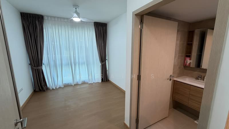 Treasure at Tampines, 1 Tampines Lane, 4 Bedrooms, 1,238 sqft, Condominium For Rent, by Prasath S, 500180825 - Bedroom - PropertyGuru.com.sg