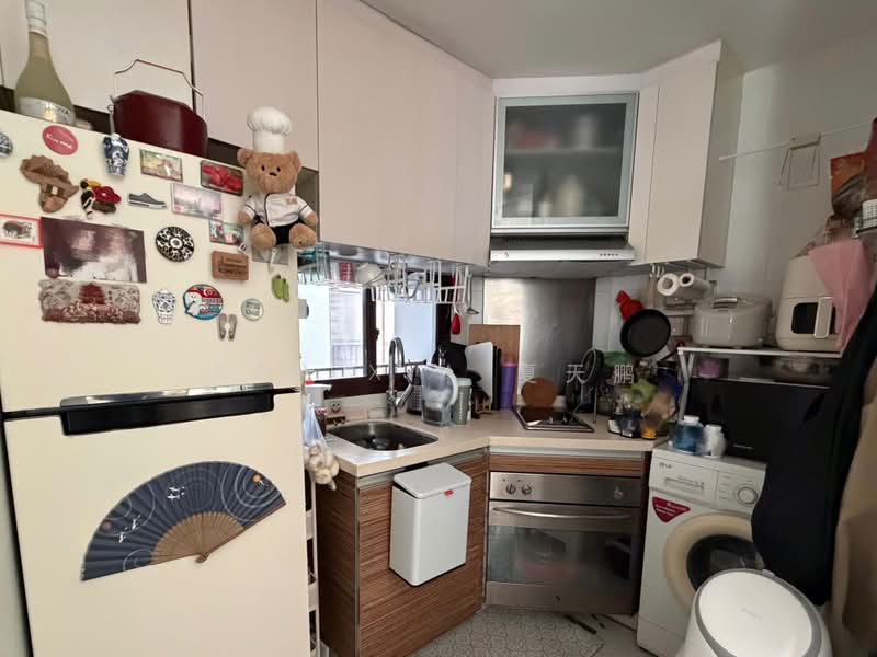 The Amarelle, 49 Lim Ah Woo Road, 1 Bedroom, 613 sqft, Condominium For Sale, by Ben XIA 夏天鹏, 500180831 - Kitchen - PropertyGuru.com.sg