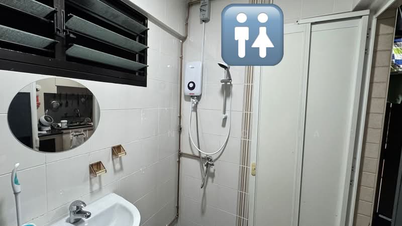 309 Jurong East Street 32, 309 Jurong East Street 32, Room Rental, 100 sqft, HDB Flat For Rent, by Lin Jing Sophia, 500180841 - Bathroom - PropertyGuru.com.sg