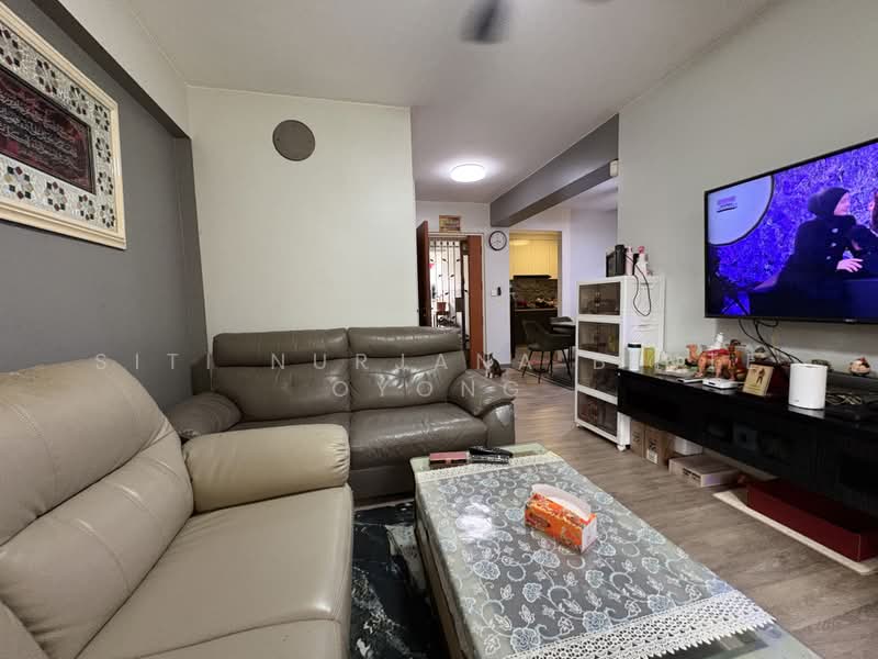784B Woodlands Rise, 784B Woodlands Rise, 3 Bedrooms, 1,001 sqft, HDB Flat For Sale, by Siti Nurjana Binte Oyong, 500180843 - Living Room - PropertyGuru.com.sg