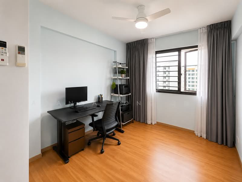 265C Punggol Way, 265C Punggol Way, 3 Bedrooms, 990 sqft, HDB Flat For Sale, by Amanda Fong 冯佩璇, 500180846 - Study - PropertyGuru.com.sg