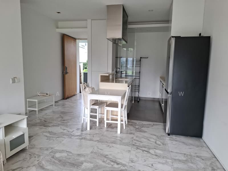 Paterson Linc, 20 Paterson Road, 2 Bedrooms, 818 sqft, Condominium For Sale, by Kia Khim Andrew Loh, 500180853 - Kitchen - PropertyGuru.com.sg