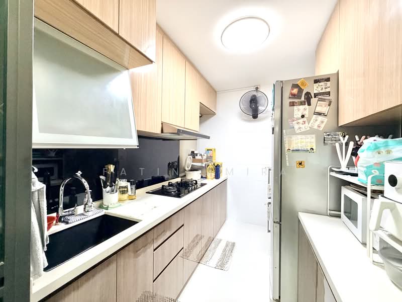 87 Dawson Road, 87 Dawson Road, 3 Bedrooms, 893 sqft, HDB Flat For Sale, by Fatin Amira, 500180856 - Kitchen - PropertyGuru.com.sg