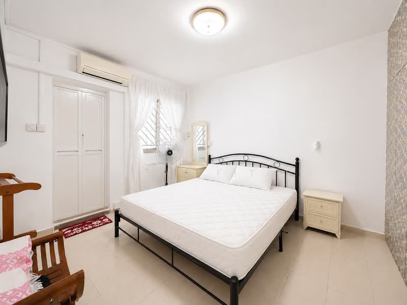 106 Teck Whye Lane, 106 Teck Whye Lane, 2 Bedrooms, 785 sqft, HDB Flat For Sale, by Agent Fitri, 500180861 - Bedroom - PropertyGuru.com.sg
