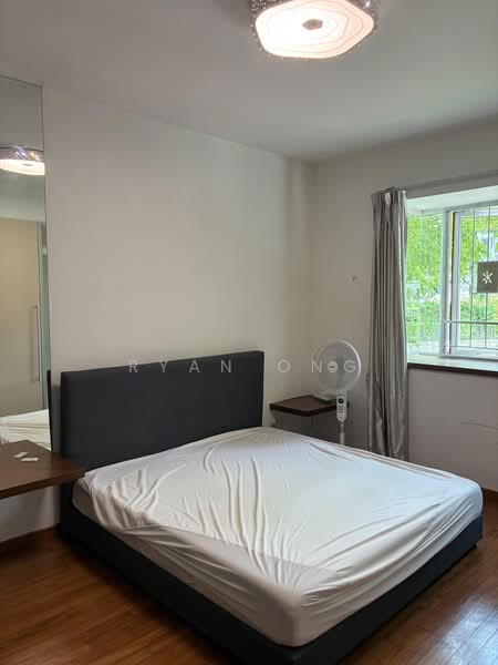 Edelweiss Park Condo, 90 Flora Road, 3 Bedrooms, 1,022 sqft, Condominium For Sale, by Ryan Ong, 500180873 - Bedroom - PropertyGuru.com.sg