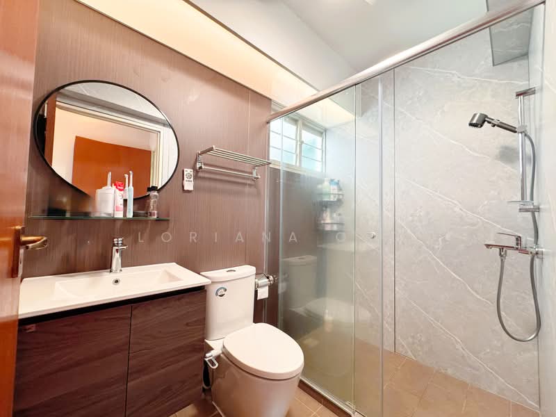 126C Kim Tian Road, 126C Kim Tian Road, 3 Bedrooms, 1,001 sqft, HDB Flat For Sale, by Loriana Ong, 500180890 - Bathroom - PropertyGuru.com.sg