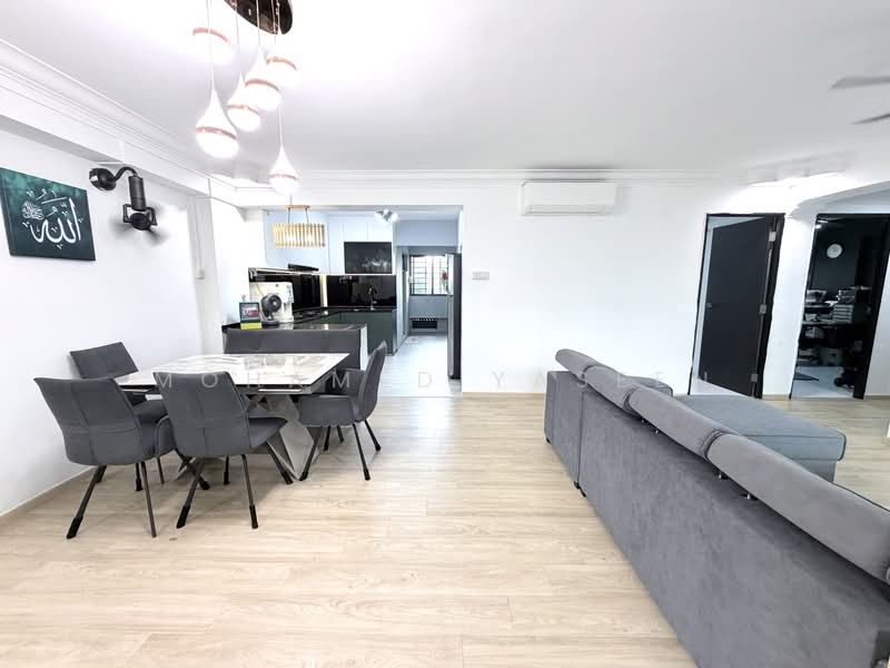 705 Woodlands Drive 40, 705 Woodlands Drive 40, 3 Bedrooms, 1,098 sqft, HDB Flat For Sale, by Mohamed Yaseen, 500180904 - Living Room - PropertyGuru.com.sg