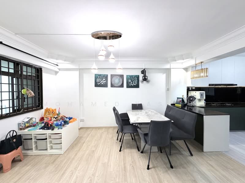 705 Woodlands Drive 40, 705 Woodlands Drive 40, 3 Bedrooms, 1,098 sqft, HDB Flat For Sale, by Mohamed Yaseen, 500180904 - Kitchen - PropertyGuru.com.sg