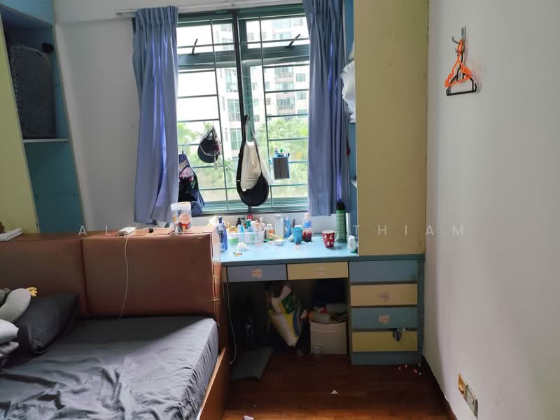 Summerdale, 2 Boon Lay Drive, 3 Bedrooms, 1,270 sqft, Condominium For Sale, by Alvin Chua Thiam Siew, 500180905 - Bedroom - PropertyGuru.com.sg
