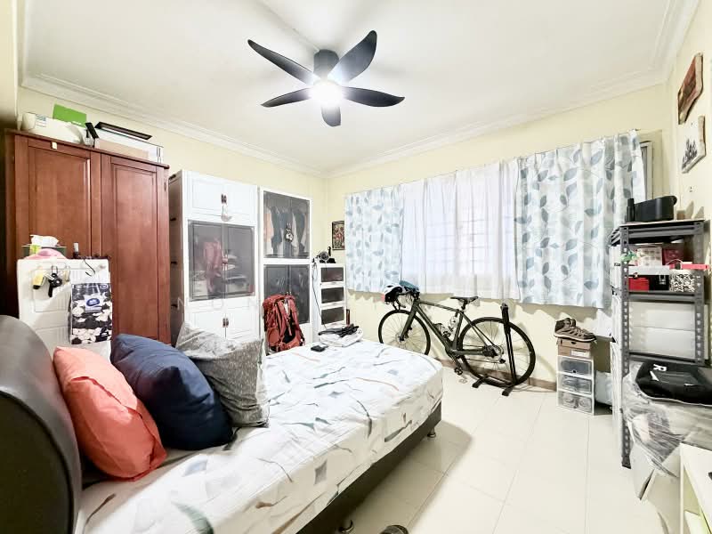 141 Bukit Batok Street 11, 141 Bukit Batok Street 11, 3 Bedrooms, 1,614 sqft, HDB Flat For Sale, by Nona Kirana, 500180913 - Bedroom - PropertyGuru.com.sg