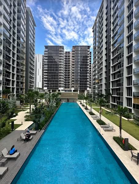 Penrose, 22 Sims Drive, Room Rental, 105 sqft, Condominium For Rent, by Judy Cho, 500180930 - Pool - PropertyGuru.com.sg