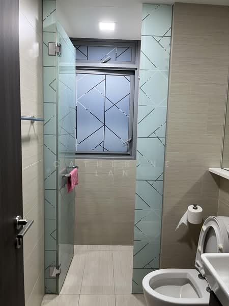 RiverTrees Residences, 21 Fernvale Close, Room Rental, 80 sqft, Condominium For Rent, by Catherine Lan, 500180933 - Bathroom - PropertyGuru.com.sg