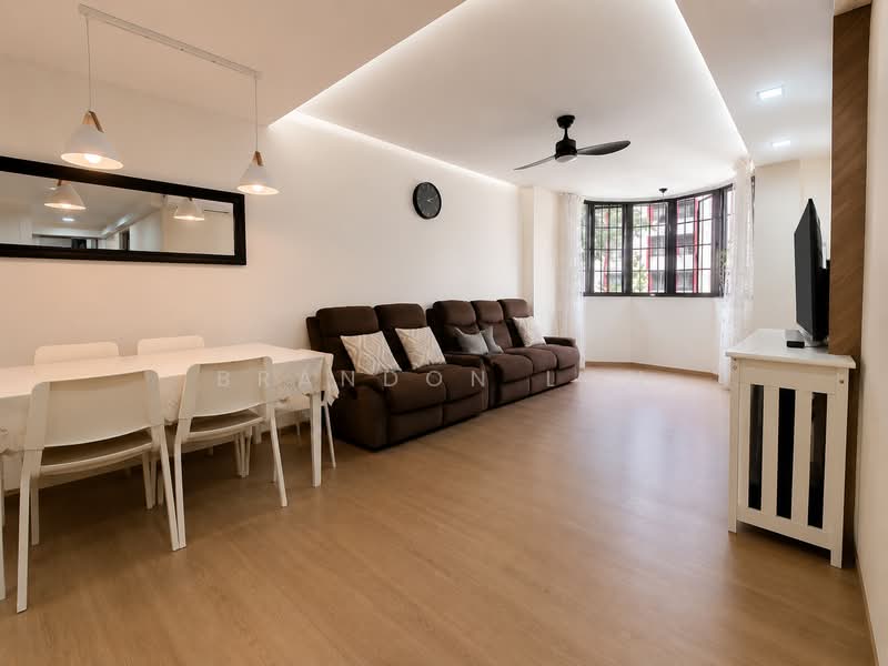 339A Sembawang Close, 339A Sembawang Close, 4 Bedrooms, 1,227 sqft, HDB Flat For Sale, by Brandon Loh, 500180941 - Living Room - PropertyGuru.com.sg