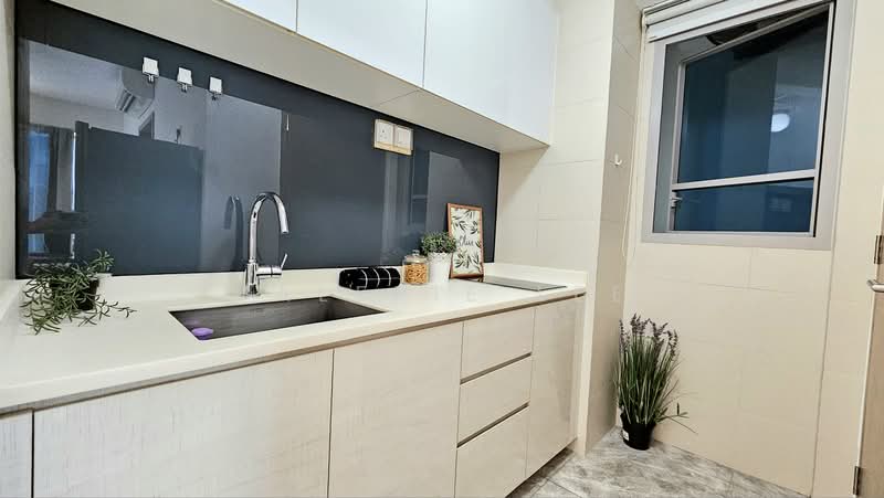 The Santorini, 21 Tampines Street 86, 1 Bedroom, 527 sqft, Condominium For Rent, by Valerie Lee, 500180946 - Kitchen - PropertyGuru.com.sg