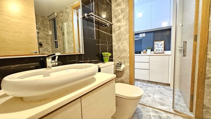 The Santorini, 21 Tampines Street 86, 1 Bedroom, 527 sqft, Condominium For Rent, by Valerie Lee, 500180946 - Bathroom - PropertyGuru.com.sg