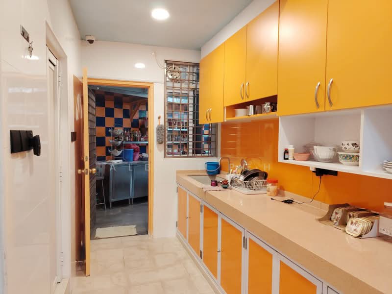 Northill, Jalan Kasau, 6 Bedrooms, 3,500 sqft, Semi-Detached House For Sale, by Albert Peh, 500180975 - Kitchen - PropertyGuru.com.sg