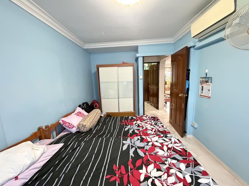 325 Bukit Batok Street 33, 325 Bukit Batok Street 33, 3 Bedrooms, 904 sqft, HDB Flat For Sale, by Solomon Jedidiah, 500180981 - Bedroom - PropertyGuru.com.sg