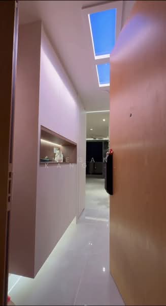Penrose, 30 Sims Drive, 3 Bedrooms, 1,066 sqft, Condominium For Rent, by Megan Kang Mei Sian, 500180983 - Entrance - PropertyGuru.com.sg