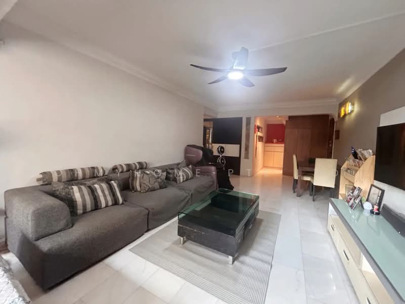 733 Yishun Avenue 5, 733 Yishun Avenue 5, 4 Bedrooms, 1,302 sqft, HDB Flat For Sale, by KEE PENG HAR, 500180986 - Living Room - PropertyGuru.com.sg