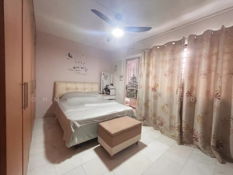 733 Yishun Avenue 5, 733 Yishun Avenue 5, 4 Bedrooms, 1,302 sqft, HDB Flat For Sale, by KEE PENG HAR, 500180986 - Bedroom - PropertyGuru.com.sg
