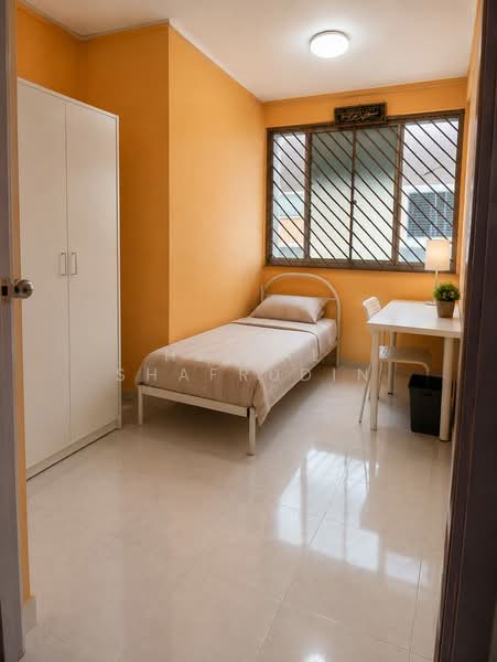 102 Pasir Ris Street 12, 102 Pasir Ris Street 12, 3 Bedrooms, 1,119 sqft, HDB Flat For Sale, by Heikal Shafrudin, 500181004 - Bedroom - PropertyGuru.com.sg