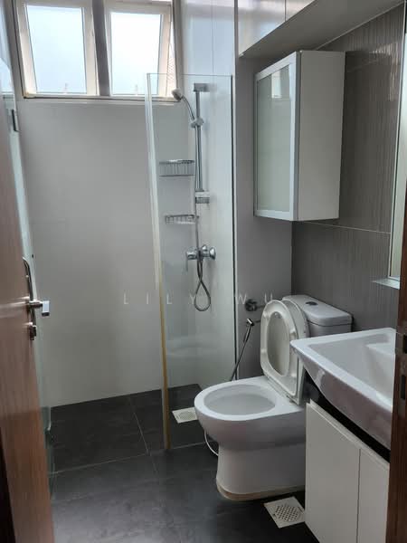 Suites @ East Coast, 173 Upper East Coast Road, 2 Bedrooms, 570 sqft, Condominium For Sale, by Lily Wu, 500181008 - Bathroom - PropertyGuru.com.sg
