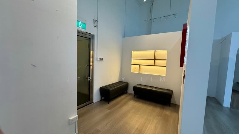 Tahir Building, 140 Robinson Rd, 1,184 sqft, Office For Rent, by Jeremy Lim, 500181011 - Entrance - CommercialGuru.com.sg