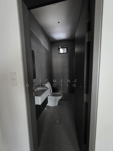 Newly Renovated Prime Farrer Park Retail Space for Lease | Suitable for F&B and Other Trades, 591 Serangoon Road, Farrer Park / Serangoon Rd, 1,187 sqft, Shop / Shophouse For Rent, by Figment Collections, 500181019 - Bathroom - CommercialGuru.com.sg