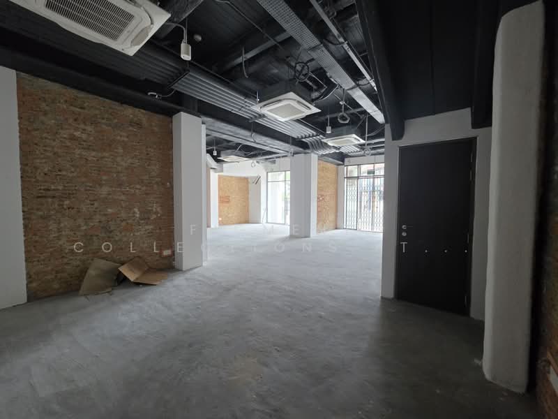 Newly Renovated Prime Farrer Park Retail Space for Lease | Suitable for F&B and Other Trades, 591 Serangoon Road, Farrer Park / Serangoon Rd, 1,187 sqft, Shop / Shophouse For Rent, by Figment Collections, 500181019 - Interior - CommercialGuru.com.sg