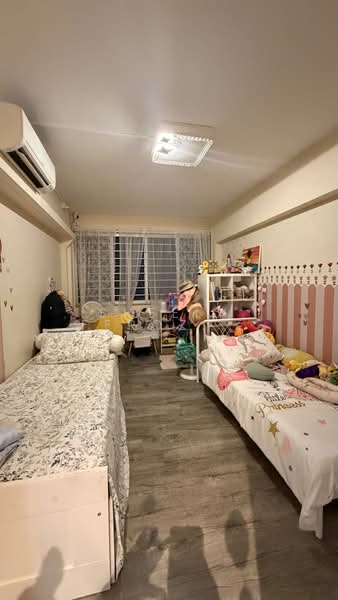 920 Jurong West Street 92, 920 Jurong West Street 92, 3 Bedrooms, 1,119 sqft, HDB Flat For Sale, by Sheela Ferozkhan, 500181032 - Bedroom - PropertyGuru.com.sg