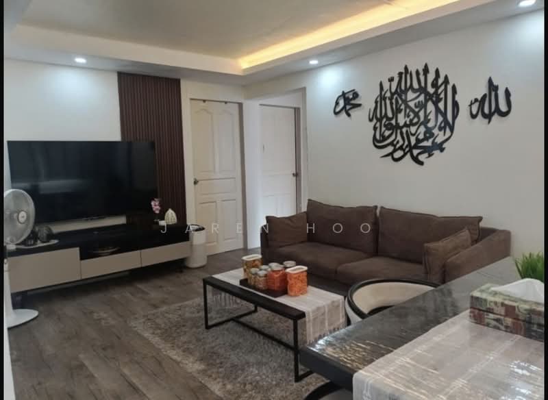 605 Yishun Street 61, 605 Yishun Street 61, 3 Bedrooms, 980 sqft, HDB Flat For Rent, by Jaren Hoo, 500181034 - Living Room - PropertyGuru.com.sg
