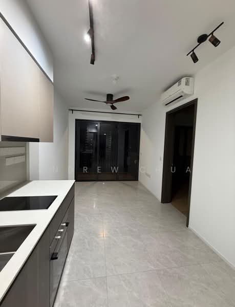 Piccadilly Grand, Northumberland Road, 1 Bedroom, 517 sqft, Condominium For Sale, by Andrew Chua, 500181052 - Kitchen - PropertyGuru.com.sg