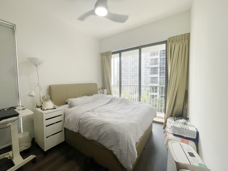 Riverbank at Fernvale, Sengkang West Way/Fernvale, 3 Bedrooms, 1,044 sqft, Condominium For Sale, by Val Ong, 500181053 - Master Bedroom - PropertyGuru.com.sg