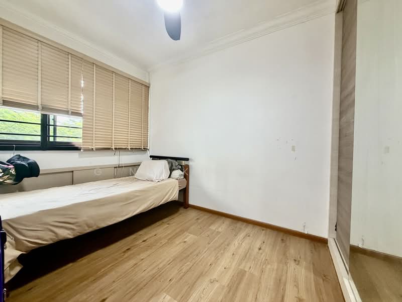 953 Hougang Avenue 9, 953 Hougang Avenue 9, 3 Bedrooms, 1,087 sqft, HDB Flat For Sale, by Gina Khazali, 500181055 - Bedroom - PropertyGuru.com.sg