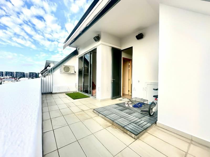 21 Richards, 21 Richards Avenue, 1 Bedroom, 200 sqft, Apartment For Rent, by Rachel Tan, 500181059 - Balcony - PropertyGuru.com.sg
