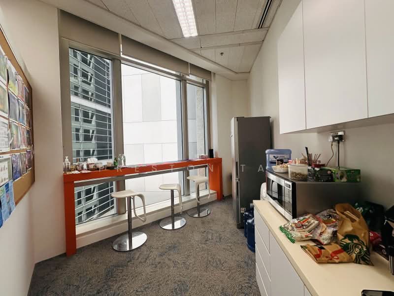 61 Robinson, 61 Robinson Road, 1,830 sqft, Office For Rent, by Preston Tan, 500181073 - Kitchen - CommercialGuru.com.sg