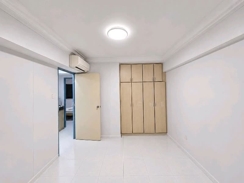 144 Lorong 2 Toa Payoh, 144 Lorong 2 Toa Payoh, 3 Bedrooms, 969 sqft, HDB Flat For Sale, by Jayden Chen, 500181079 - PropertyGuru.com.sg