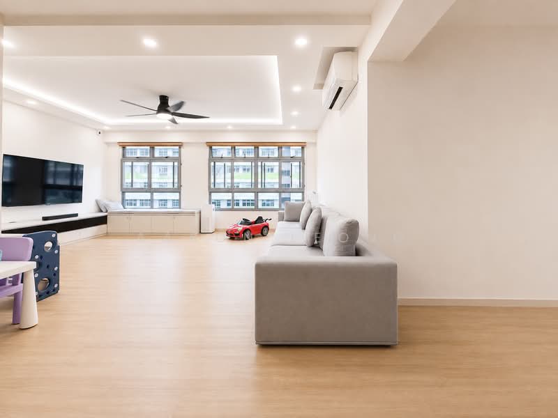 618A Tampines Street 61, 618A Tampines Street 61, 3 Bedrooms, 1,216 sqft, HDB Flat For Sale, by Aaron Leong, 500181081 - Living Room - PropertyGuru.com.sg