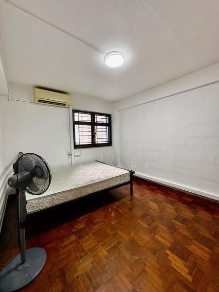 58 Marine Terrace, 58 Marine Terrace, East Coast / Marine Parade, 2 Bedrooms, 700 sqft, HDB Flat For Sale, by Siti Nurjana Binte Oyong, 500181082 - Bedroom - PropertyGuru.com.sg