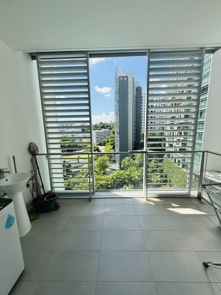 The Vermont On Cairnhill, 12 Cairnhill Rise, 2 Bedrooms, 915 sqft, Condominium For Sale, by Flora Zhu, 500181098 - Balcony - PropertyGuru.com.sg