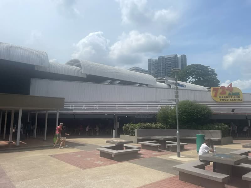 728 Ang Mo Kio Avenue 6, Ang Mo Kio / Bishan / Thomson, 1,600 sqft, Shop / Shophouse For Sale, by Daniel Tan, 500181105 - Exterior - CommercialGuru.com.sg