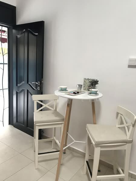 East Coast, Telok Kurau Road, 4 Bedrooms, 1,302 sqft, Walk-up Apartment For Sale, by Sarah Lim, 500181107 - Interior - PropertyGuru.com.sg