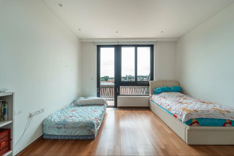 Almost new | Huge 8149sf 2.5+Basement & pool near Seletar Hills, , 6 Bedrooms, 8,149 sqft, Semi-Detached House For Sale, by Kristle Ng, 500181114 - Bedroom - PropertyGuru.com.sg